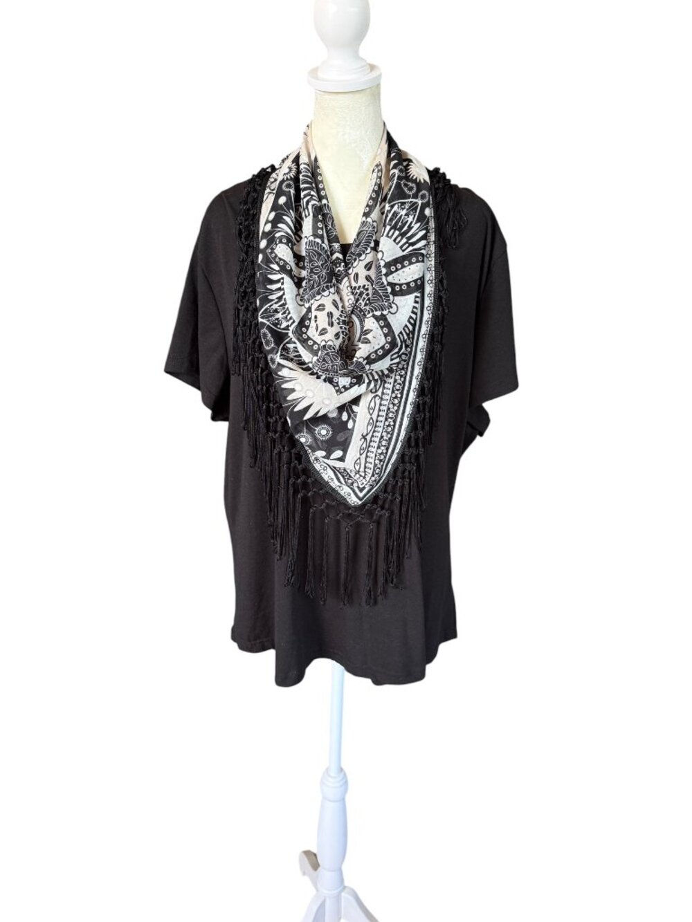 Tantrums black short sleeve t-shirt with patterned scarf women's size XXL